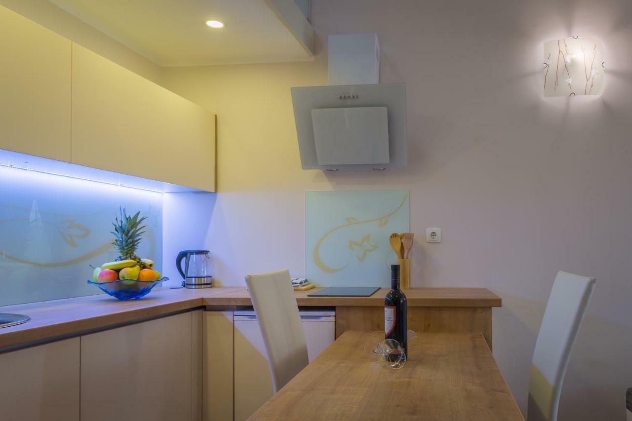 Fiumanka Apartment Rijeka Bagian luar foto