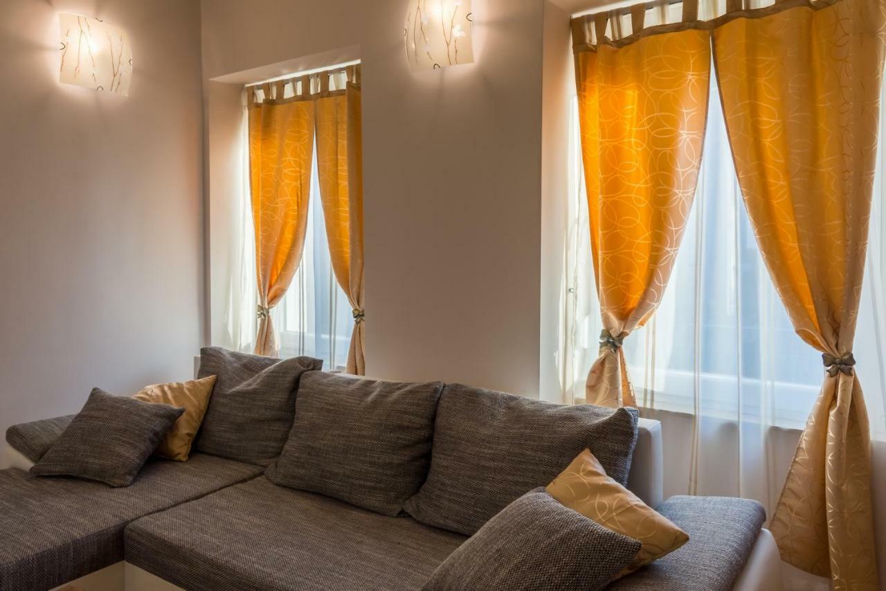 Fiumanka Apartment Rijeka Bagian luar foto